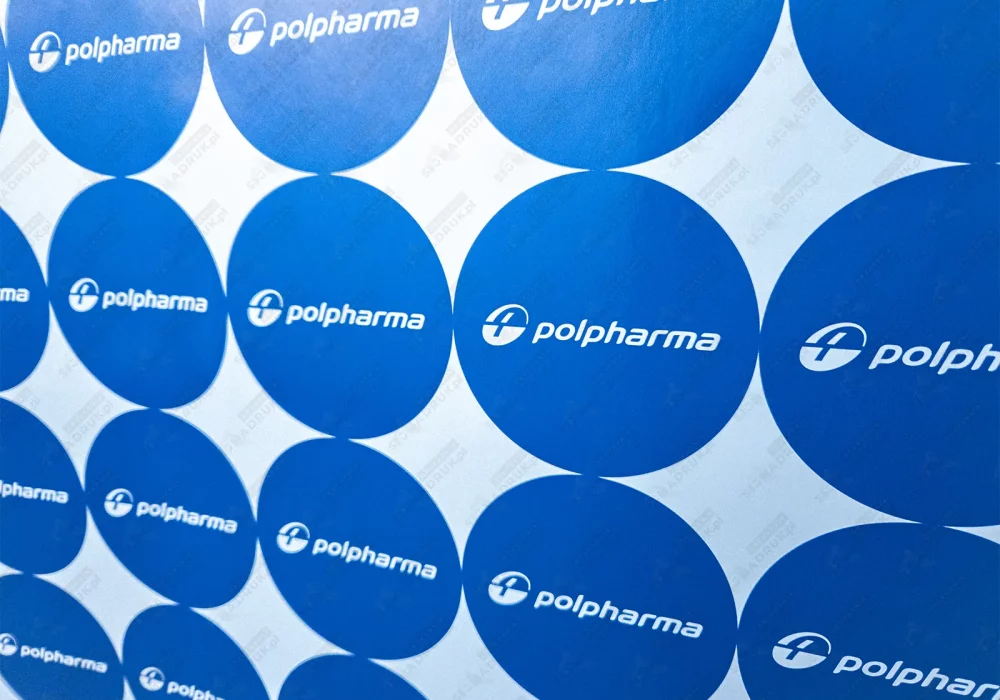 naklejki-na-zamowienie-logo-na-sztuki-branza-farmaceutyczna